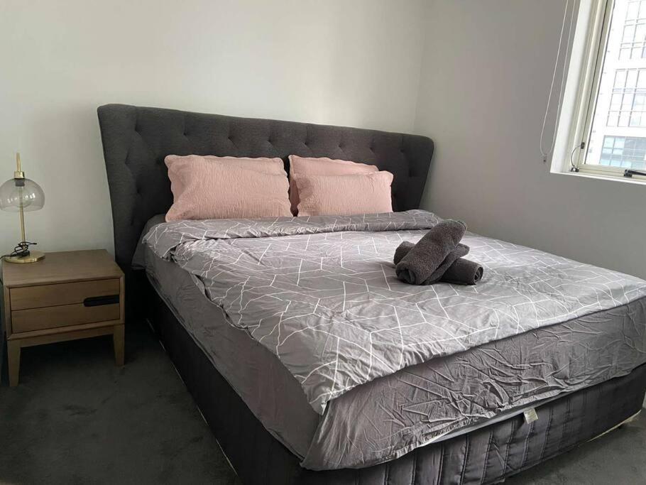 Perfectly Located Cbd 3 Bedrooms Sydney